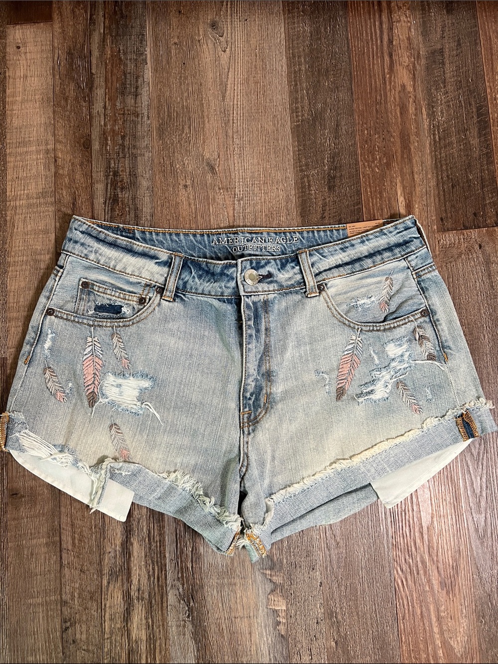 American Eagle Hi-Rise Festival Shorts